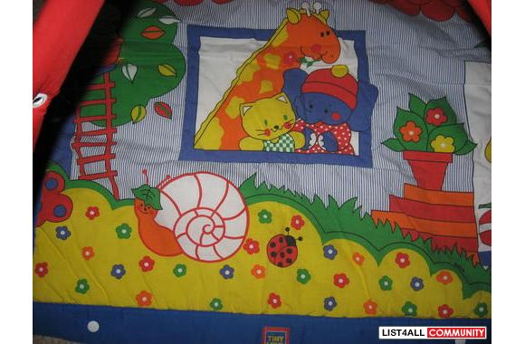 Baby play mat, great for tummy time or just to entertain baby while yo