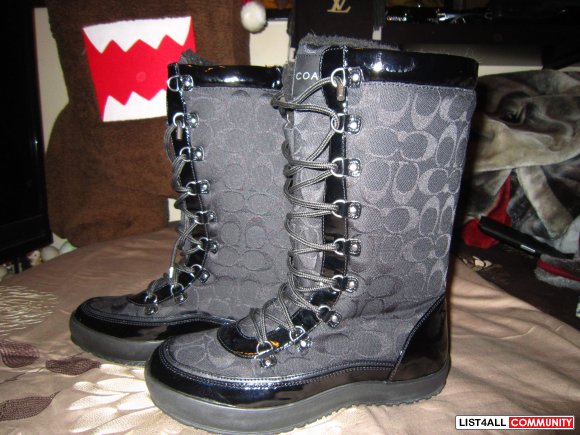 coach snow boots black