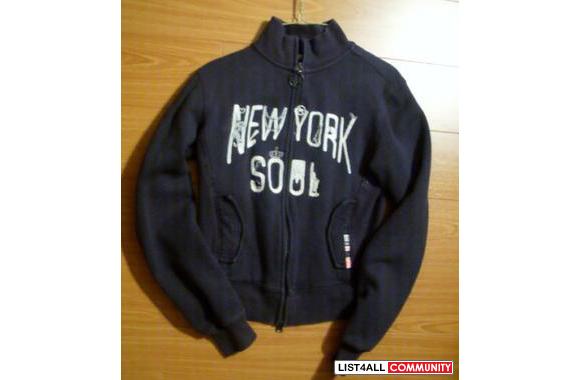 SMALL TRIPPLE5SOUL SWEATER, no stains, rips or tea