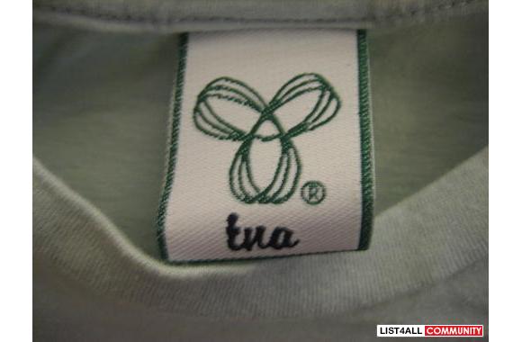 TNA Aritzia Logo T-Shirt (XS)- Excellent condition