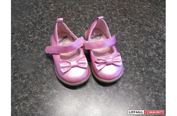 Pink dress shoes by please mum