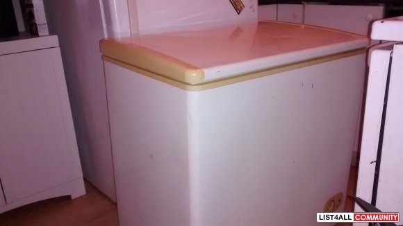 DANBY Chest Freezer