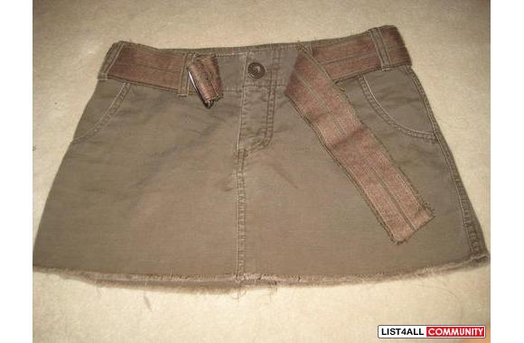 Brand - Tna Colour - Army Green Size - 0 Condition