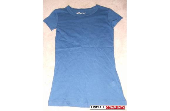 ..PLAIN BLUE TEE..brand new bought from UBsize S