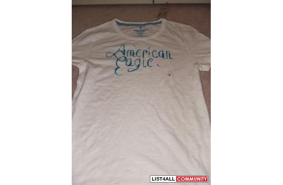 .. WHITE AMERICAN EAGLE TEE..brand new with tags!s