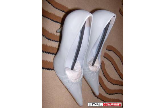 Baby Blue Aldo HOT Stilleto HeelsSize 9but I'm a s