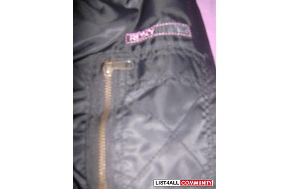 Black Roxy Winter JacketSize Smallbut will fit&nbs
