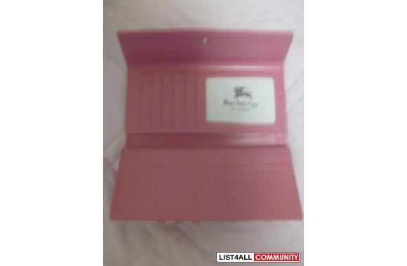 BRAND NEW Burberry WalletPink with Cute Plaid Prin
