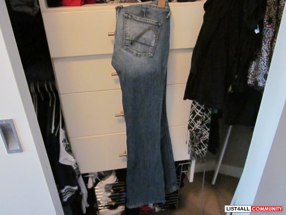 GUESS JEANS SIZE 26