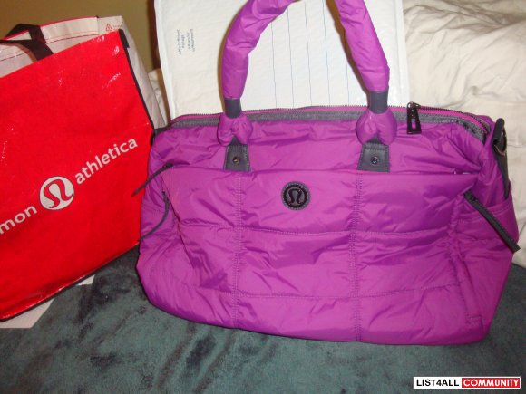 purple lululemon bag