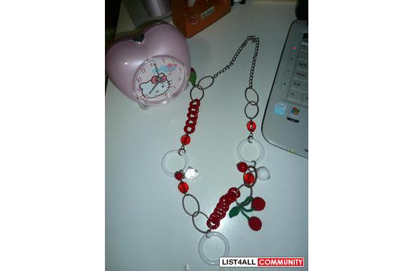CUTEST necklace (strawberry design)