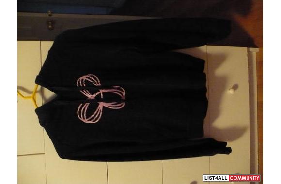 TNA BLACK PULLOVER HOODIE* SIZE LARGE, BUT FITS LI