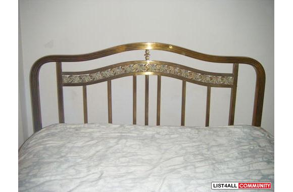 This unique style brass bed is a double size. It c