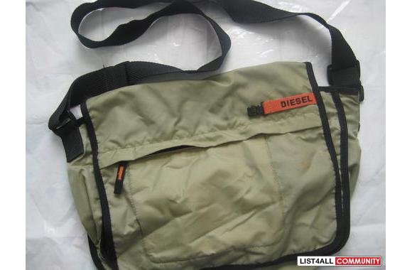 This is a convertible Diesel messenger bag
