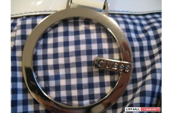 Guess bagnew with tagsauthentic (paid 79.99 + tax)