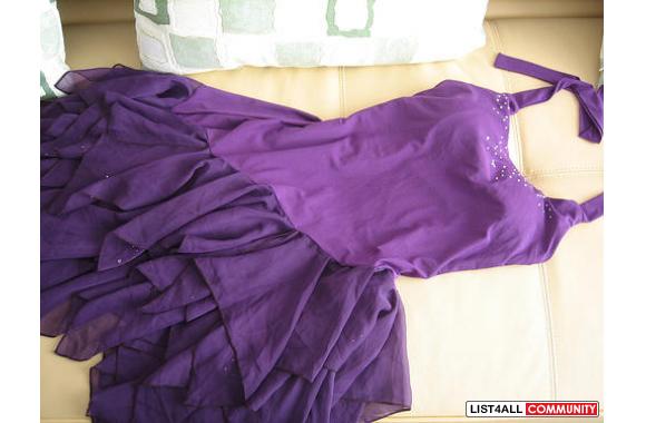brand new party purple dresscan fit size XS-M