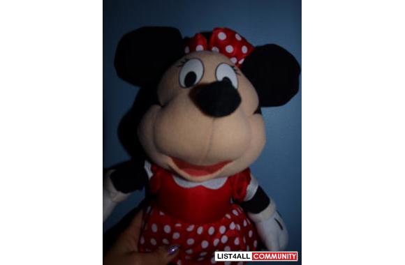 This lovely Minnie mouse is from Disney store of M