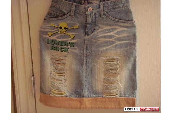 LOVER'S ROCK  denim skiritVery stylish jean skirt 