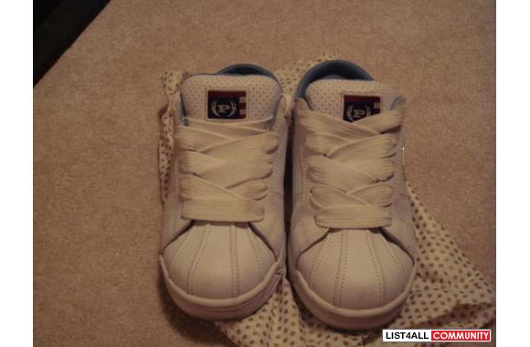 PHAT FARM&nbsp; Slip-On ShoesVery adorable pair of