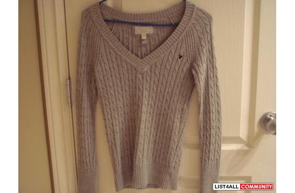 AMERICAN EAGLE  Gray&nbsp;SweatshirtThese sweatshi