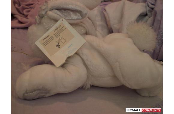 Disney Plushnew w/ tagi dont know what character t