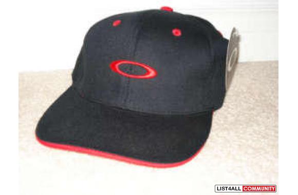 New Oakley HatsI have some new oakley hats for sal