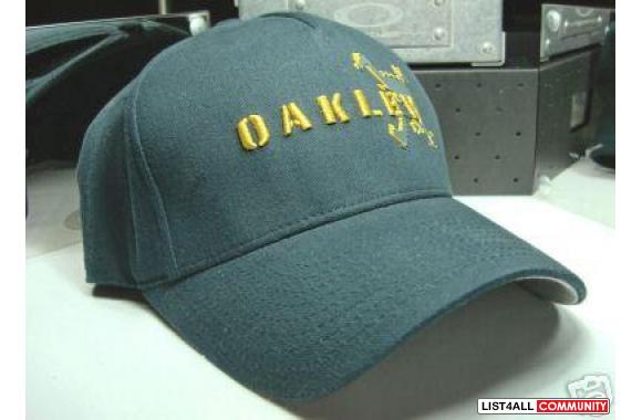New Oakley Stencil Skull hat in Navy BlueThis hat 