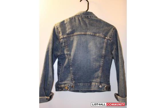 Forever 21 Cropped Jean Jacket