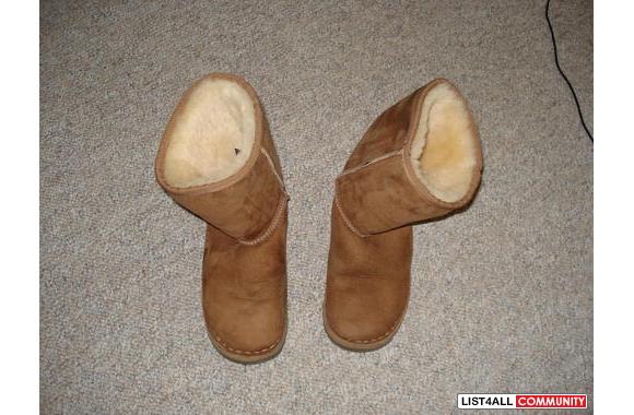 Aldo uggs are sOld.  (the ones in the first pic)am