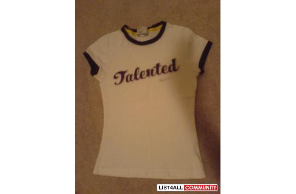 really cute nike tee.size xs-s.
