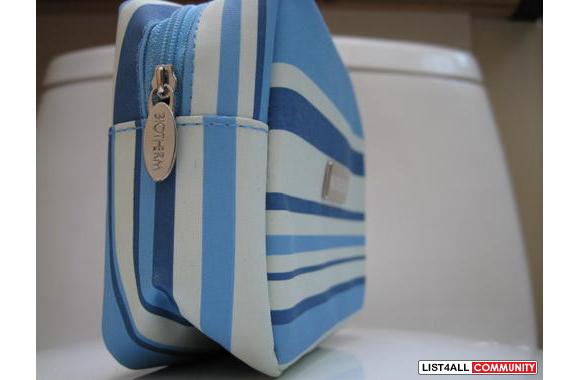 Biotherm Toiletry Bag with Manicure SetCash and Lo
