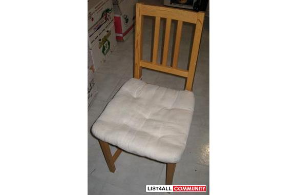 Dining Chair&nbsp; $5