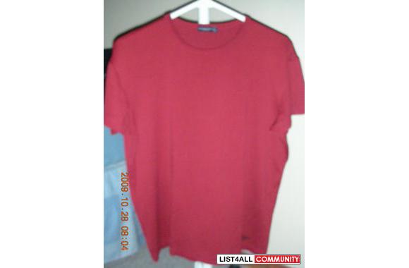 BURBERRY IN LONDON RED IN COLOR (authentic)i used this about 2times th