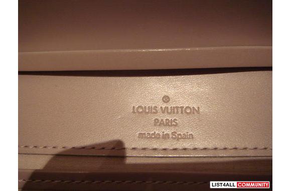 100% authentic Louis Vuitton Epi Lilac Honfleur Pochette :: secondhandstore :: List4All