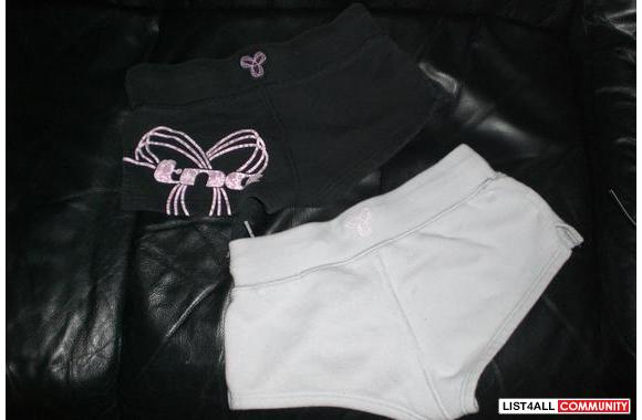 XXS TNA SHORTS: BLACK&GRAY*Very cute short sho