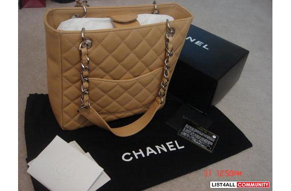 1000% Authentic  Chanel Caviar  shopping tote  in 