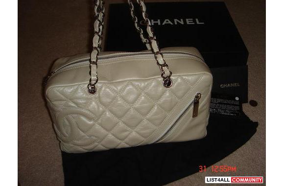 100% Authentic   Chanel Cotton Club Bowler  in Pea