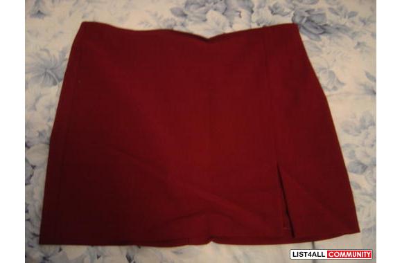 NEW MARIPOSA DEEP RED MINISKIRTbrand new size 5. g