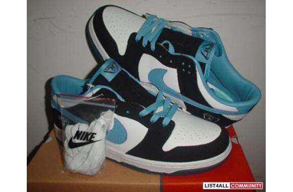 Welcome to  www.sneakertrading.com . We are Brand 