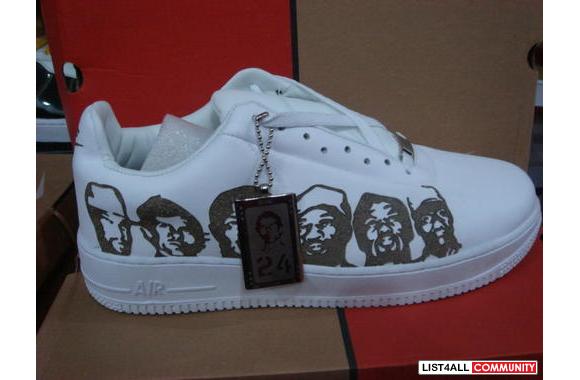 Do You have your own shoes Store? Do you sell on E