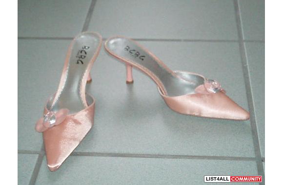 BRAND NEW, BCBG soft pink shoes