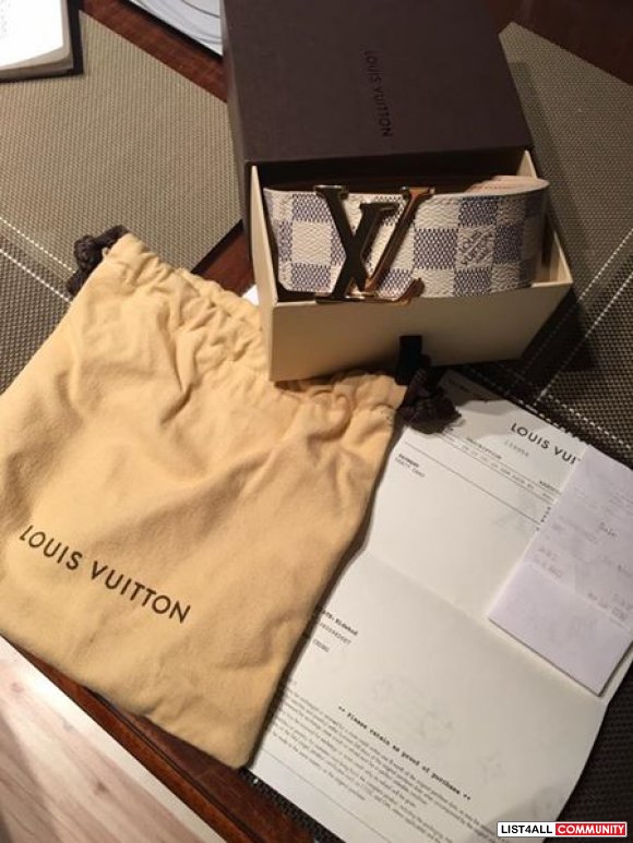 Louis Vuitton (LV INITIALES) Belt