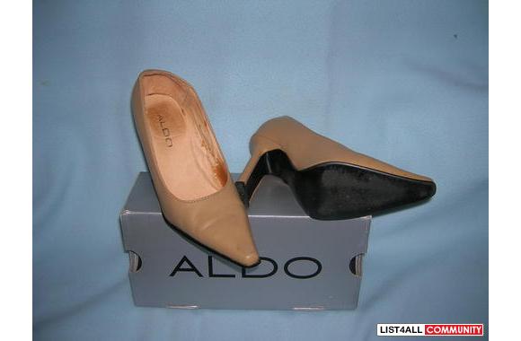 TAN ALDO SHOESIZE 5VERY CUTE BUT HURTS MY FEET