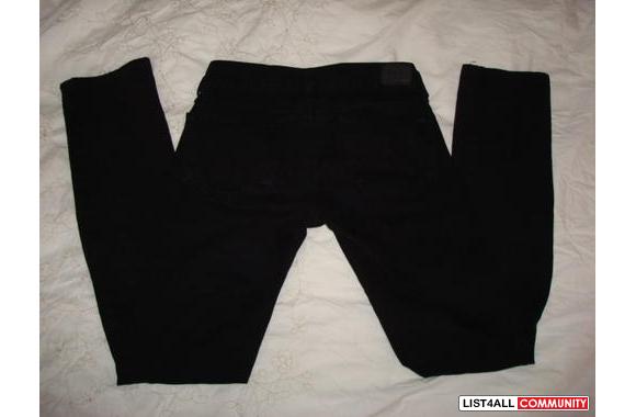 Black  Mavi  skinny pants. Size 25/32 (fits like a