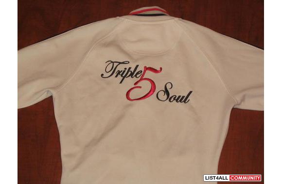 Triple 5 Soul  zip-up. Size xs.