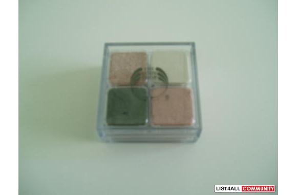 The Body Shop Shimmer Cubes Palette