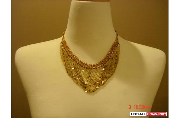 BNWOB   Necklace!! $10 only!!
