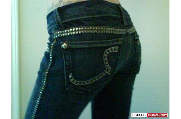 NWT Hager Halites with Pyramid Studs 23 (fit large