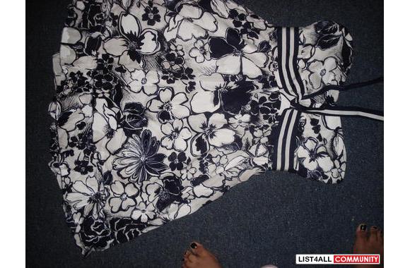 BRAND NEW WITHOUT TAG! FLOWERY SUMMER DRESS!HALTER