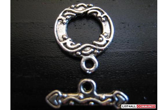 Tibetan silver toggle&nbsp;claspsLead free16 x 13m